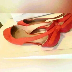Zara size 6 orange and pink ballet flats with bow detail and straps on back